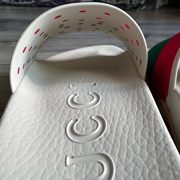 Gucci Rubber GG Interlock Slide NIB SZ 38 - Picture 7 of 16